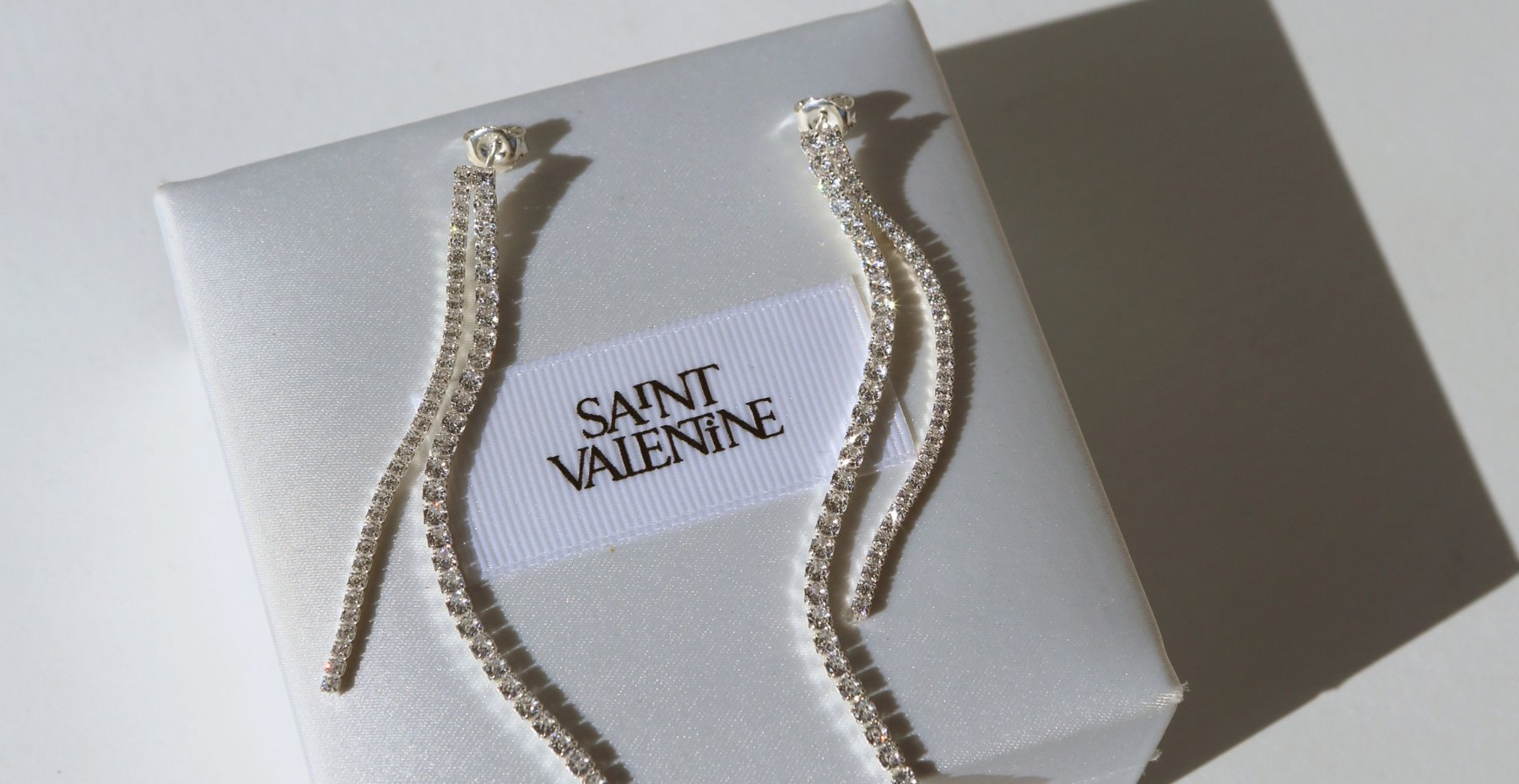Sparkle Edit Saint Valentine Jewellery