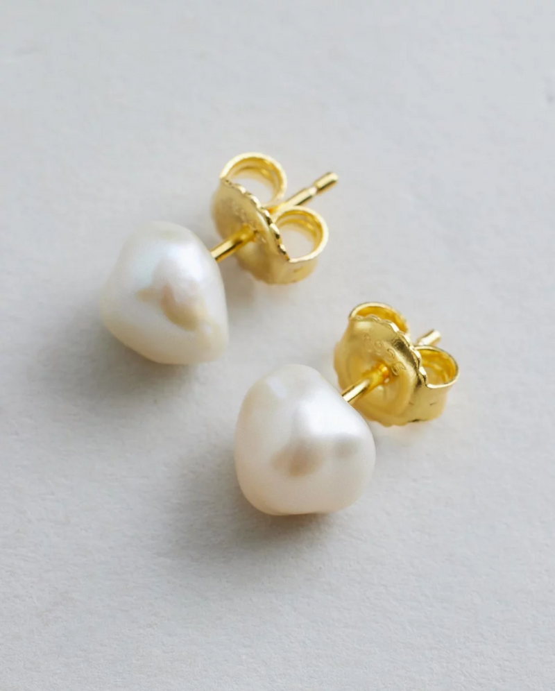 Mara Keshi Pearl Studs Gold – Saint Valentine Jewellery