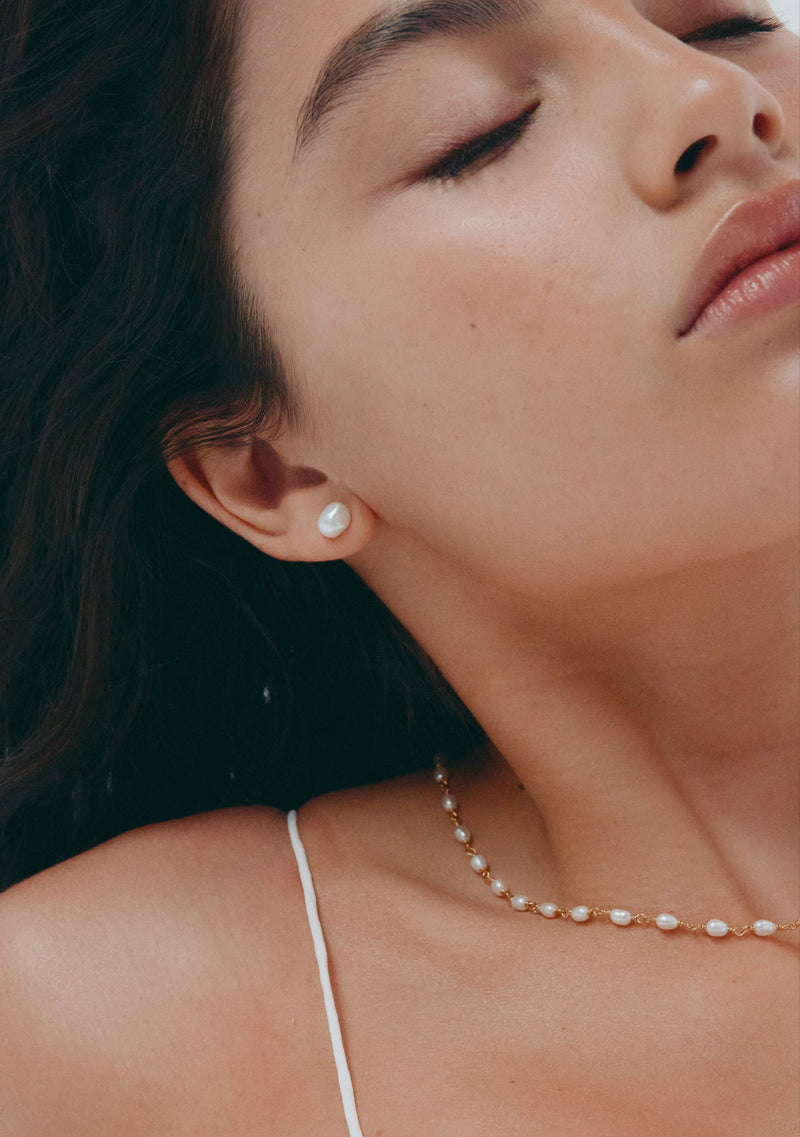 Cultured White Keshi Pearl Stud Earrings For Women – Gold Plated, Perfect For Valentine's Day