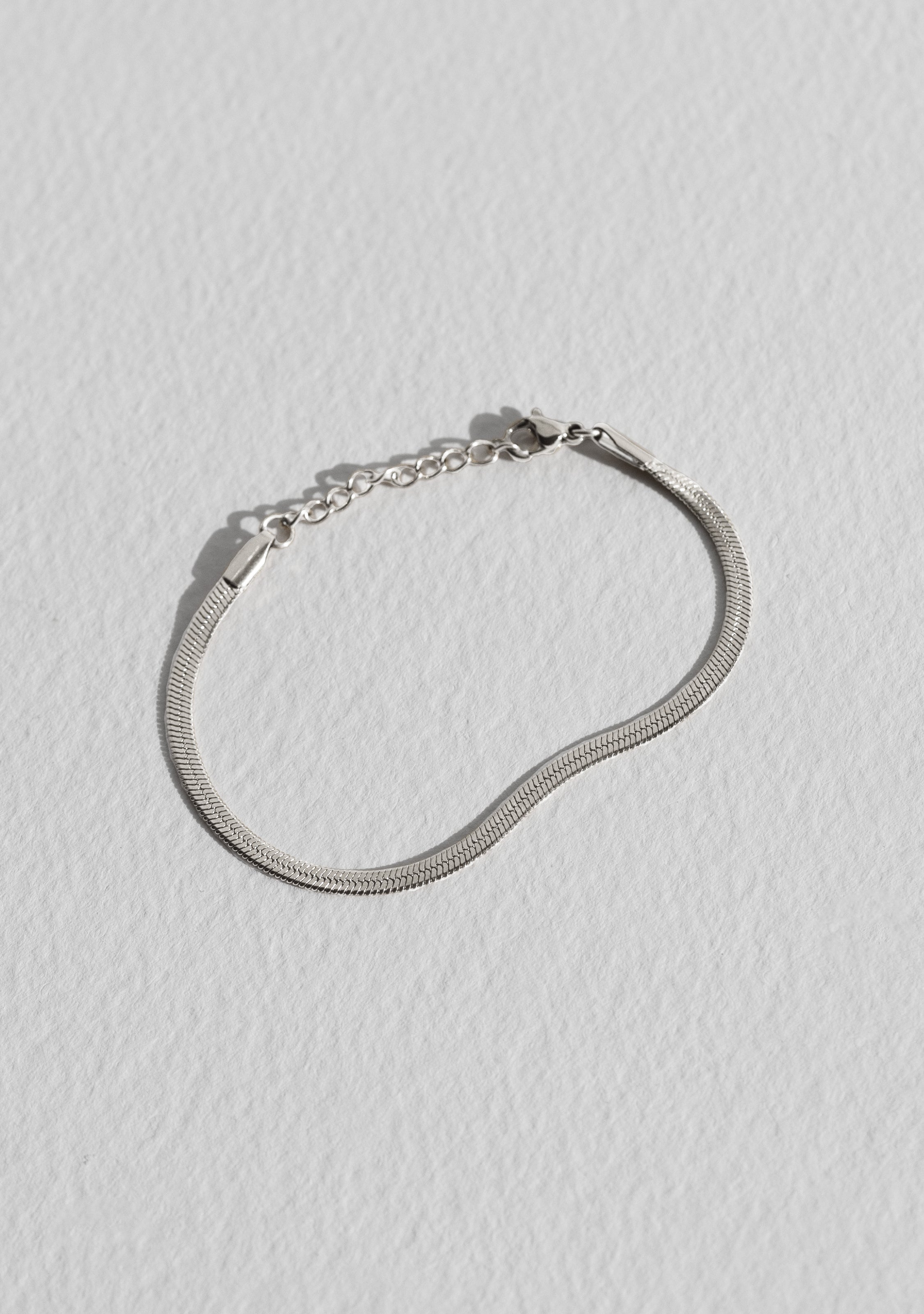 Sphinx 3mm Snake Chain Bracelet - Silver – Saint Valentine Jewellery